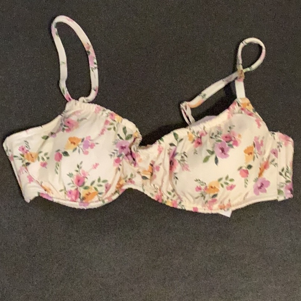 NWT Shade & Shore Ruched Underwire Bikini Top Multi Ditsy Floral